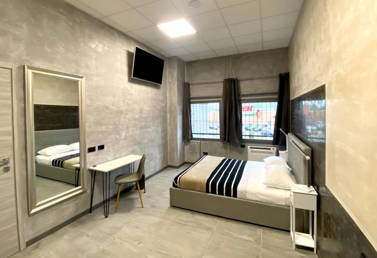 Hotel Tech Brembate Zewnętrze zdjęcie