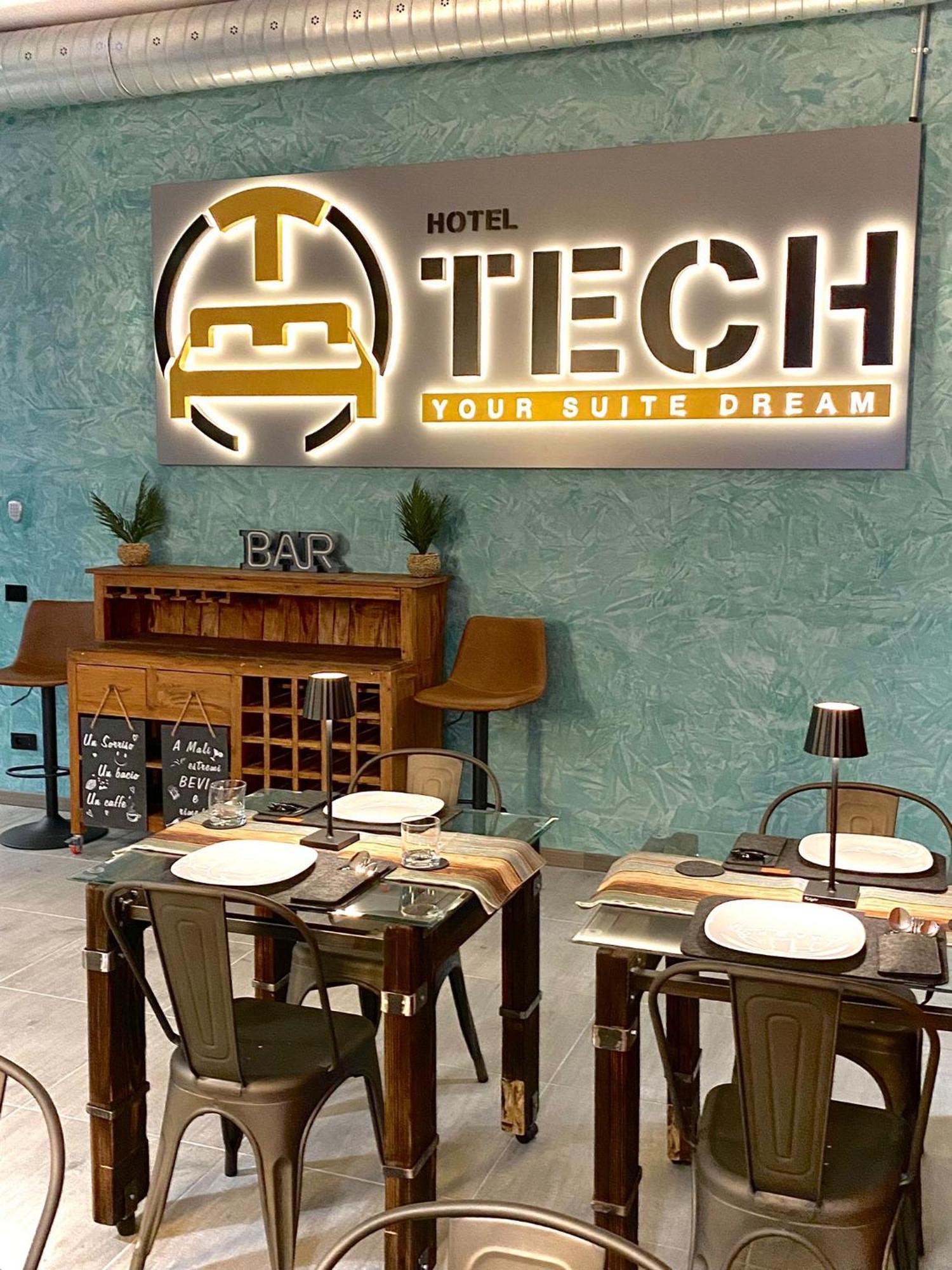 Hotel Tech Brembate Zewnętrze zdjęcie