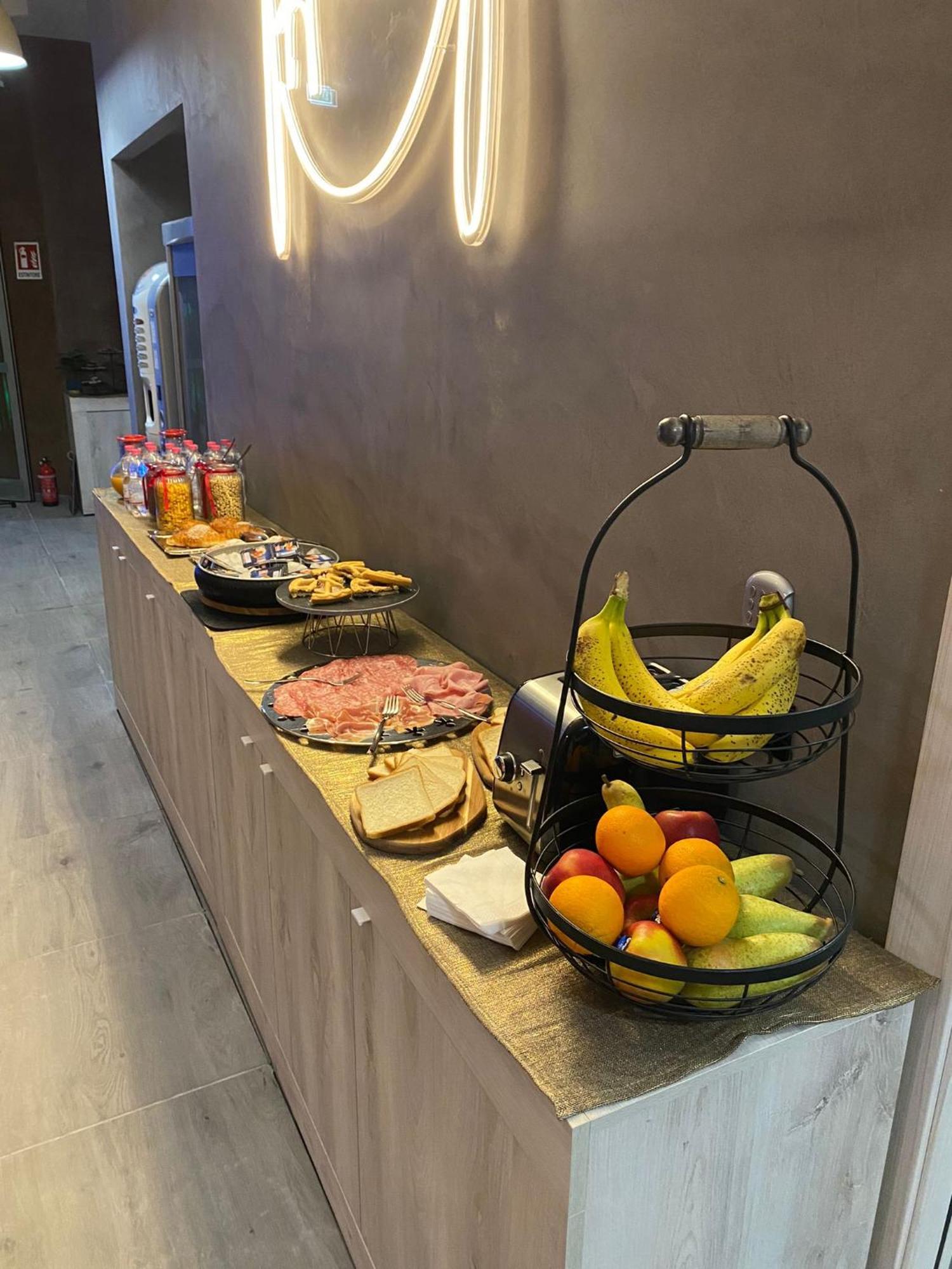 Hotel Tech Brembate Zewnętrze zdjęcie