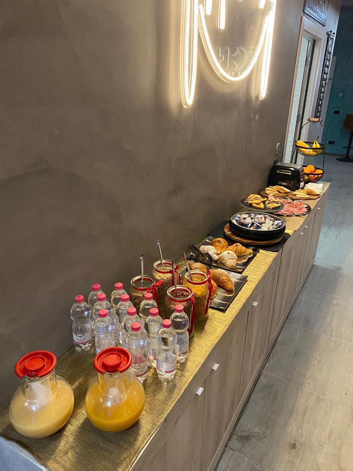 Hotel Tech Brembate Zewnętrze zdjęcie