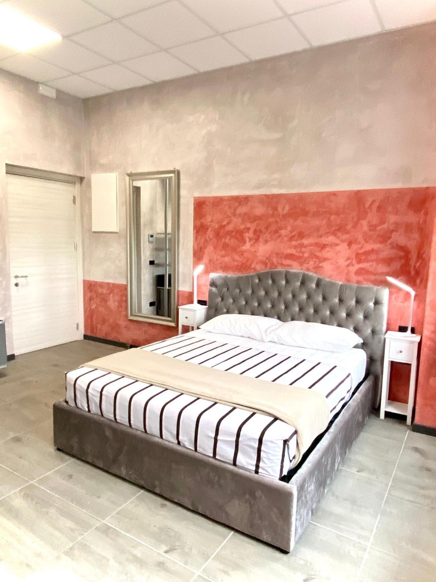 Hotel Tech Brembate Zewnętrze zdjęcie